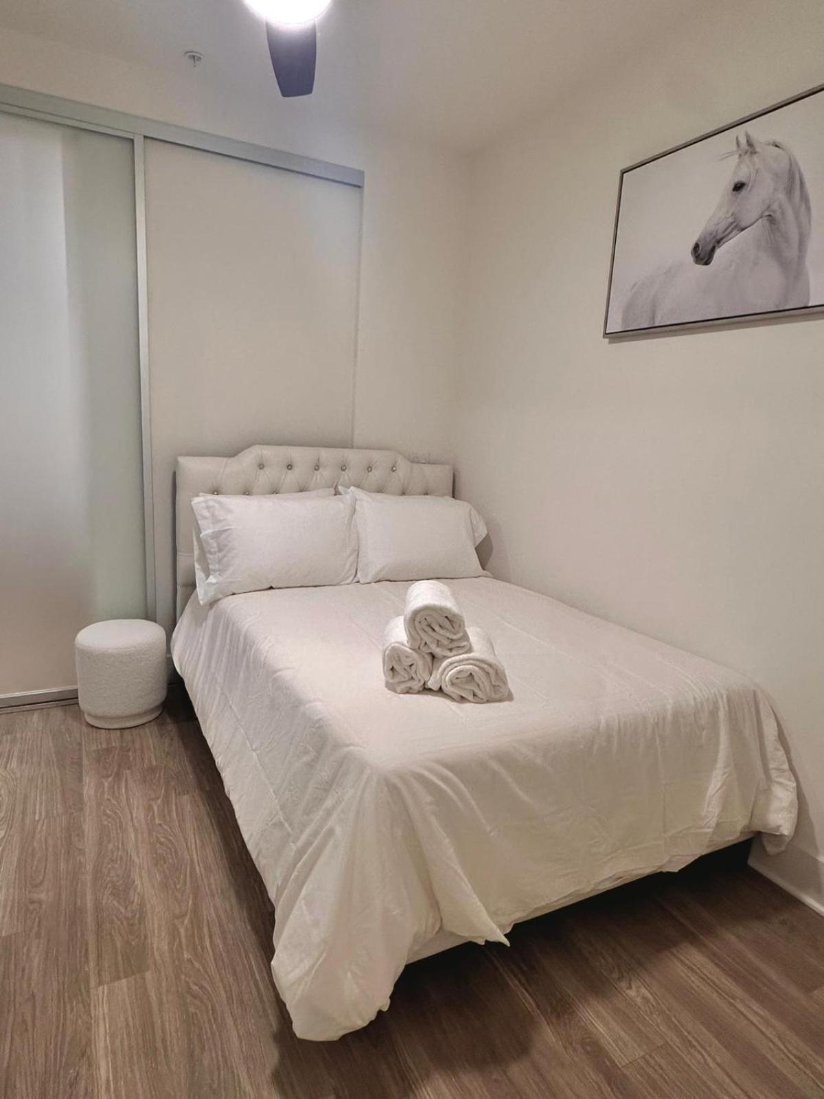 Cozy One Bedroom & Loft Sunset Free Off Site Parking And Wifi Los Angeles Exterior foto